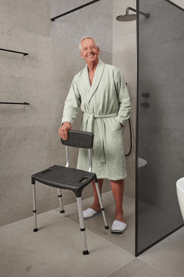 SecuCare douchestoel Quattro met rugleuning (verstelbaar)