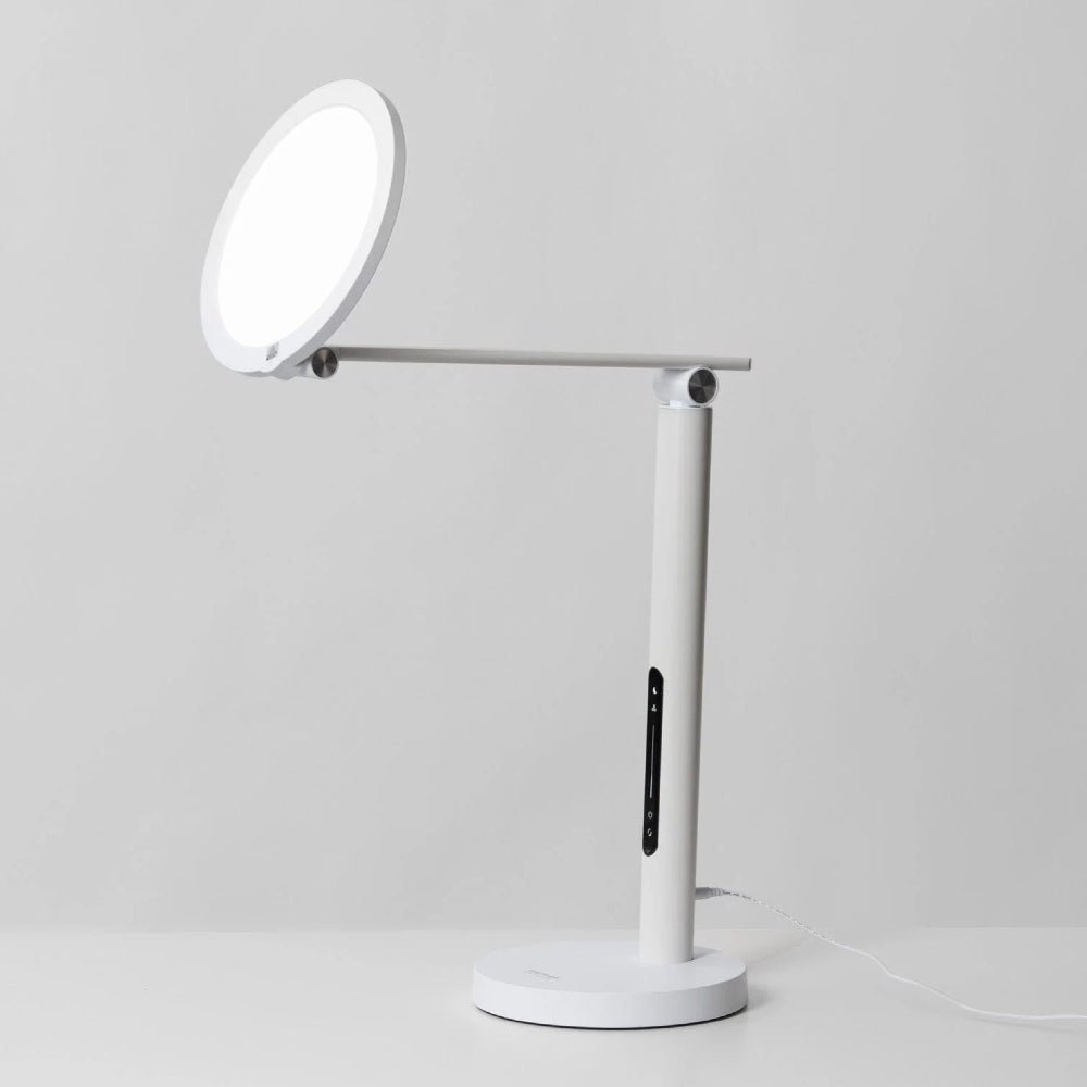 Witte Innolux Oslo lamp met verticale kap en horizontale arm