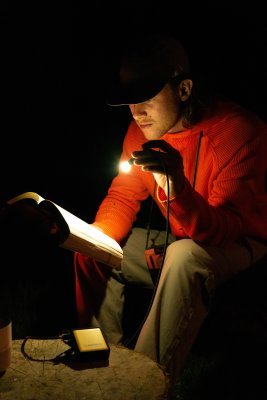 Waka waka 5 in 1 oplaadkabel connect outdoor lampje