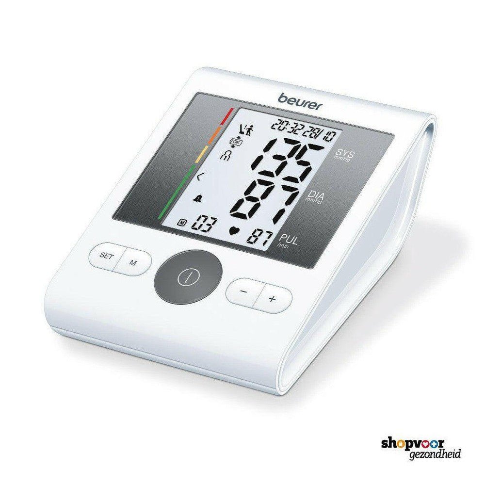 Witte Beurer bovenarmbloeddrukmeter met ronde startknop op witte achtergrond