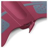 Close-up USB-C laadpoort en mat afwerking van roze Beurer TENS-apparaat