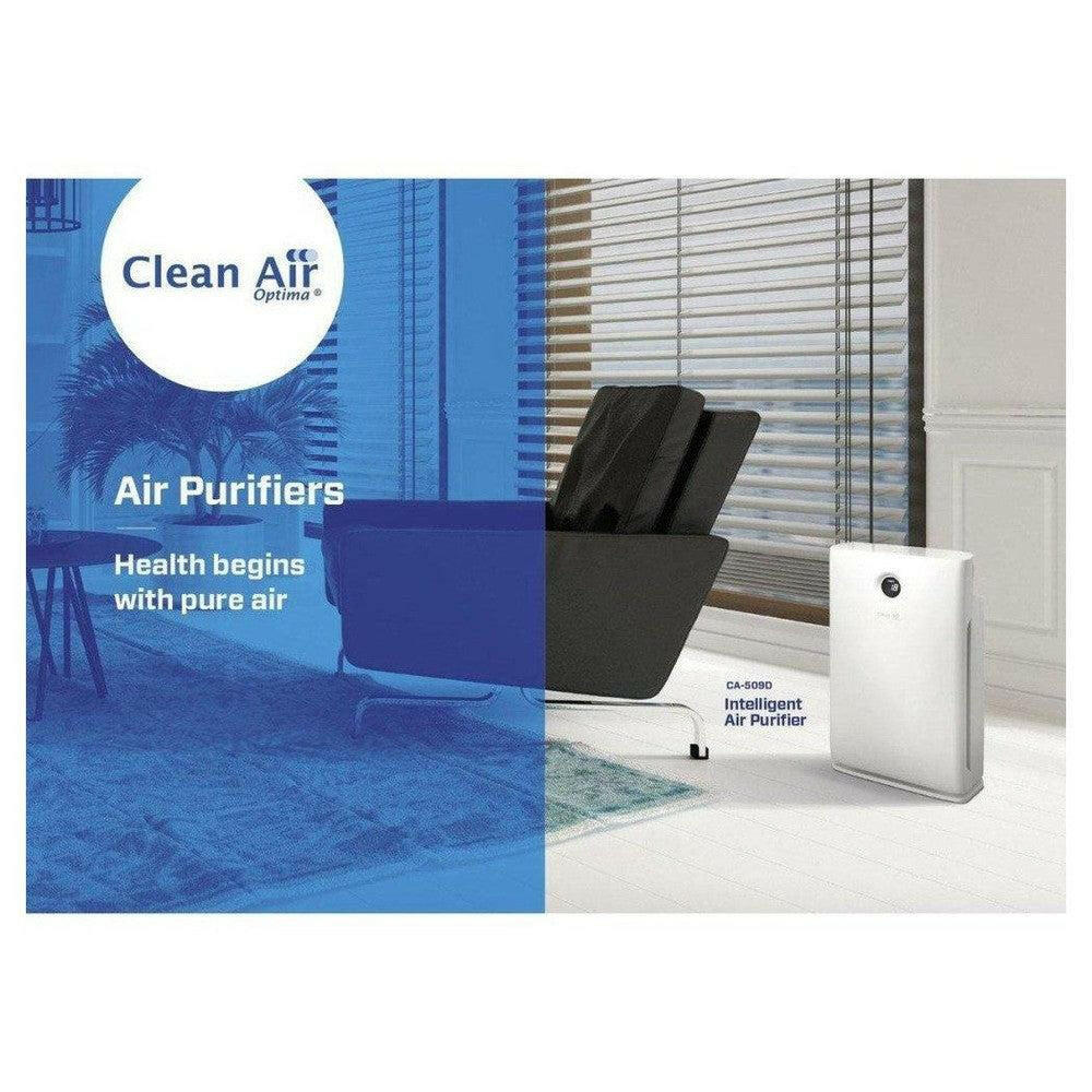 Clean Air Optima CA-509D luchtreiniger in woonkamer naast fauteuil