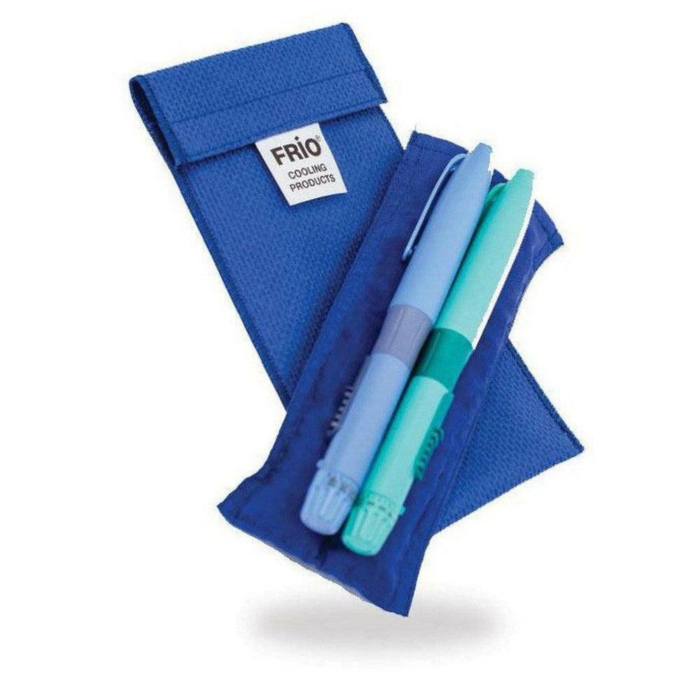 Blauw Frio koeltasje met twee insulinepennen erin