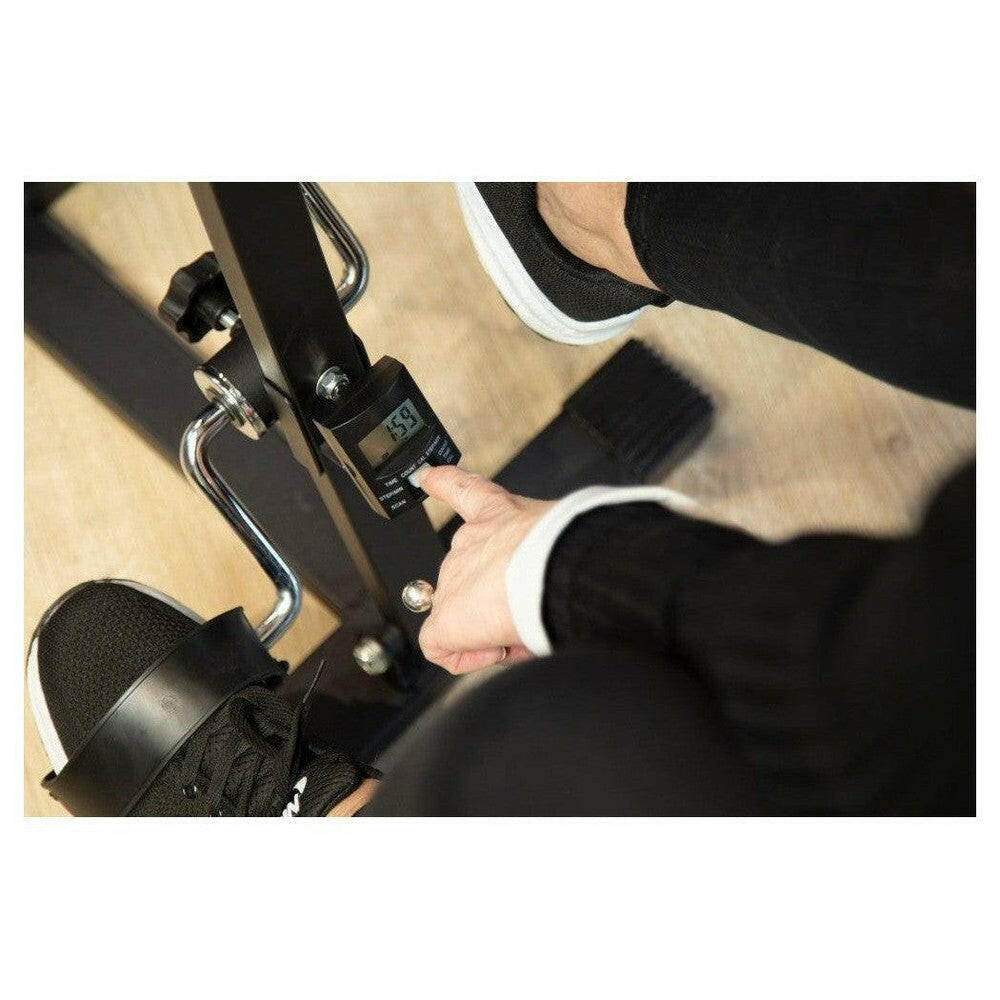 Fysic FW15 digitale display close-up met tijd en stappen teller
