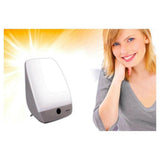 Impulsion Day Light tafellamp in gebruik voor lichttherapie tegen winterblues