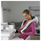 Medisana NM 860 Shiatsu nek- en schoudermassagekussen in gebruik voor ontspanning
