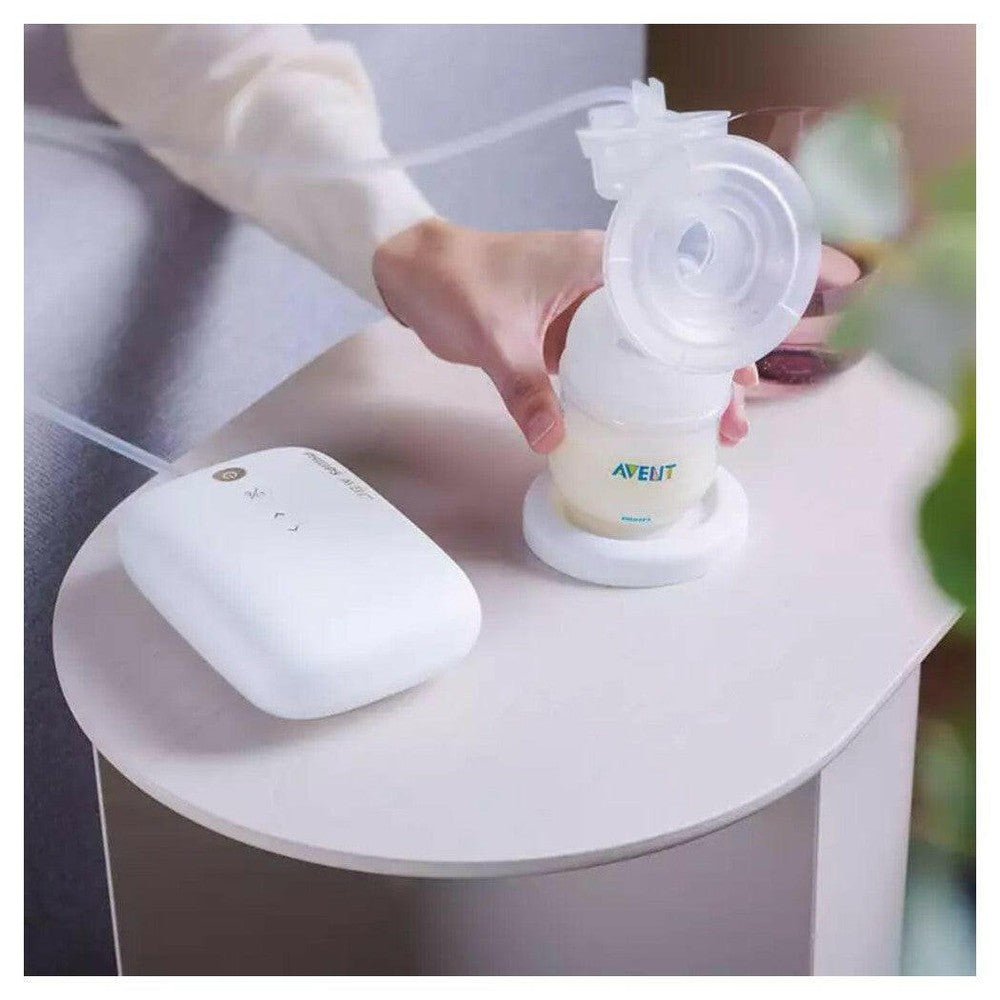 Philips Avent elektrische borstkolf op tafel