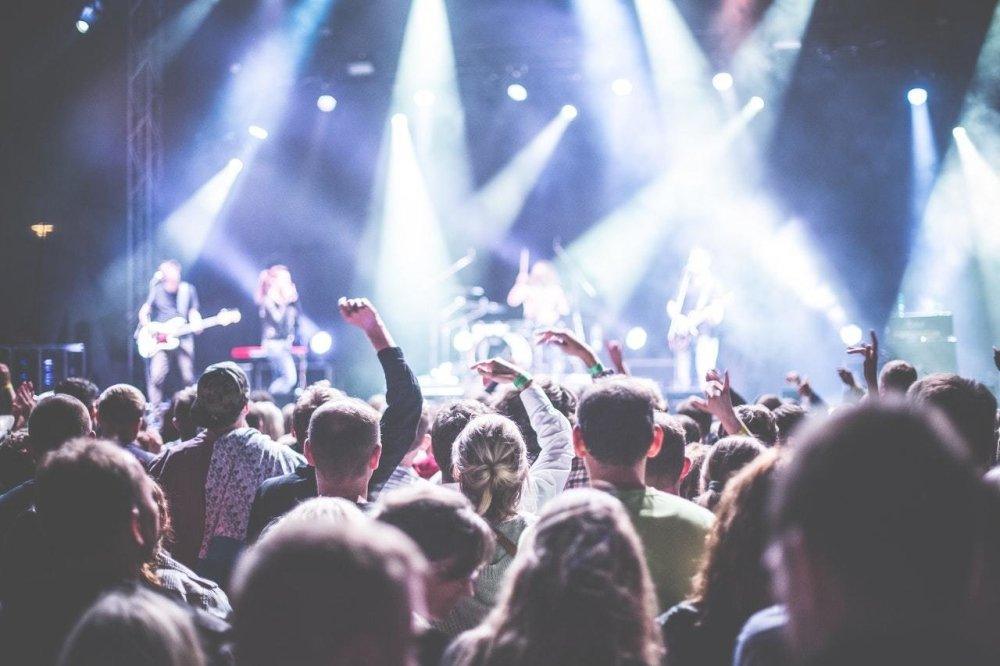 Gehoorbescherming bij festivals, neem zelf je oordoppen mee. - Shopvoorgezondheid