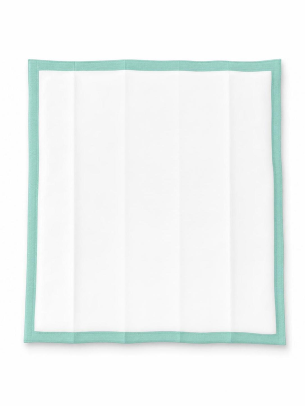 Witte onderlegger 60x60 cm met mintgroene geborduurde rand, zacht en absorberend