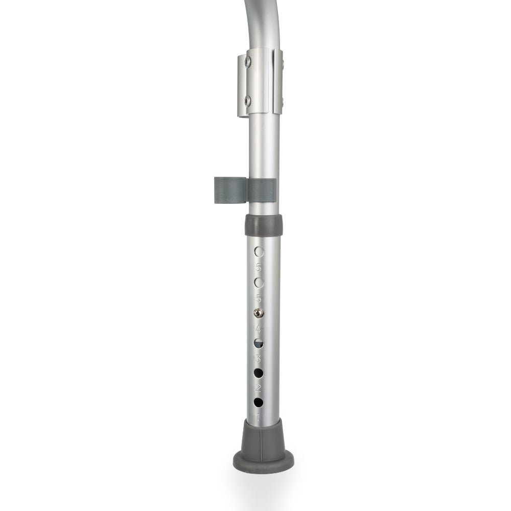 Close-up van verstelbare aluminium poot met antislip voet en klem