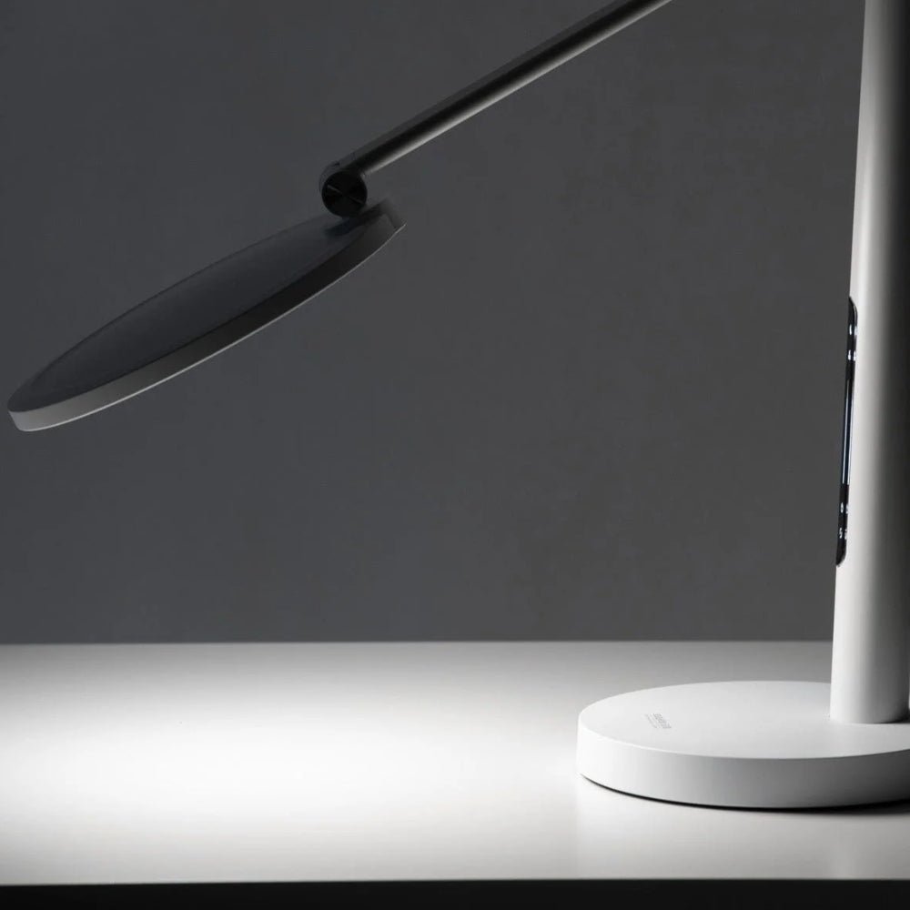 Innolux Oslo daglichtlamp verlicht oppervlak in donkere omgeving