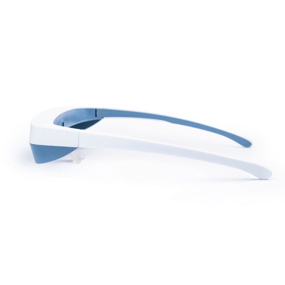 Zijprofiel wit-blauwe Luminette 3 lichttherapiebril met moderne ontwerplijn