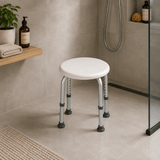 Witte ronde Timago douchekruk met PVC-zitting en verstelbare aluminium poten