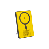 Gele Waka Waka Power Pro 10000 mAh powerbank met MagSafe en USB-C poort