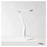 Innolux Tokio witte LED bureaulamp met flexibele arm en rechthoekige kap