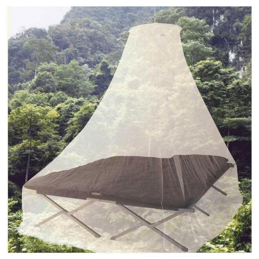 TravelSafe piramide klamboe voor 2 personen in tropische omgeving