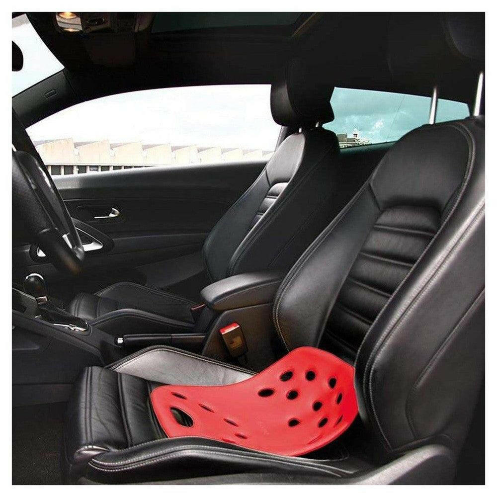 Rood ergonomisch zitkussen in auto voor betere zithouding