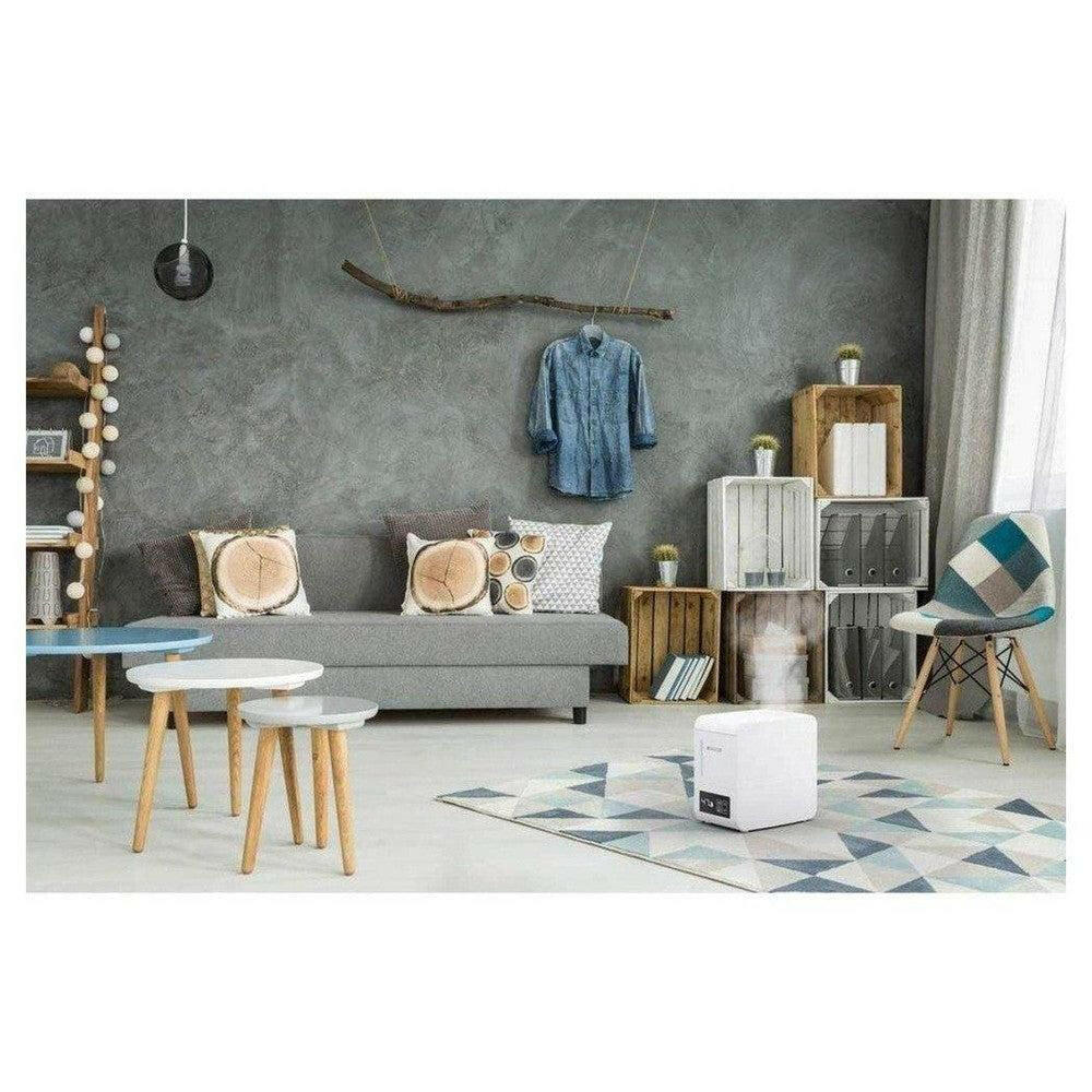Boneco S250 witte luchtbevochtiger op modern interieur vloerkleed