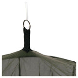Close-up ophangring en touw van groen Care Plus insectennet