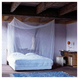 Care Plus Duo Box klamboe opgehangen boven tweepersoonsbed in slaapkamer