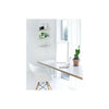 Innolux Mesa Mega LED lichttherapielamp op wit bureau met laptop