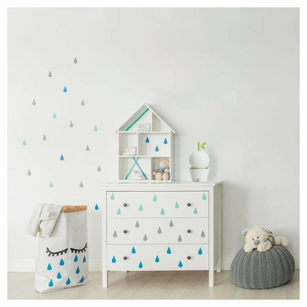 Lanaform Pommy luchtbevochtiger in kinderkamer met regenstickers