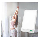 Medisana daglichtlamp tabletformaat in slaapkamer voor winterblues